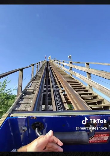 VOYAGE Front Row Ride: Holiday World’s Legendary Wooden Coaster