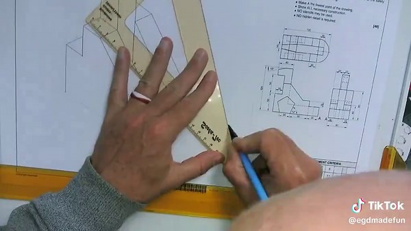 Isometric Drawing Lesson for Grade 11 Students