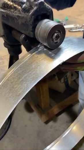 Pexto 0581 Crimping & Beading machine has Rollset option of Bead/no crimp