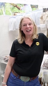 1.1K views · 11 reactions | Heading to the North American Honey Bee Expo this year? Tara, from Mann Lake shares her top 3 tips for getting the most out of your North American Honey Bee Expo experience! Bonus Tip: Check out our exclusive expo offers on your favorite beekeeping essentials! Make sure to order products by December 13th for conference delivery! Shop our conference specials here: https://www.mannlakeltd.com/conference-specials/ | Mann Lake Bee & Ag Supply | Facebook