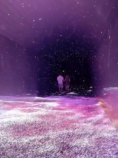 Experience a Fantasy Journey in VR Simulator