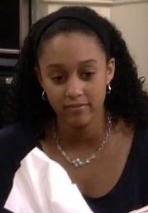 Sister, Sister S02:E02 - Hair Today