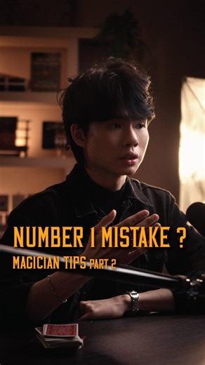 Daniel Hiew on Instagram: "Comment “𝐌𝐀𝐒𝐓𝐄𝐑𝐂𝐋𝐀𝐒𝐒” to watch my new masterclass on performing with confidence. If you’re struggling with confidence when performing magic, it’s probably because you haven’t truly mastered what you’re performing yet. Most of us don’t need more tricks, we need deeper mastery. I used to rush through everything and wonder why I never felt confident. This video breaks down why going deep, not wide, is what actually changes your performance. #magictricks #sleigh