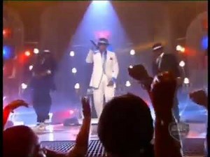 Chris Brown - Bet Awards 2006 Guimme That