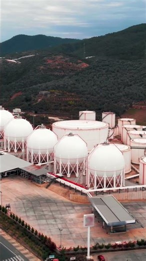 Russian LNG Tanker Sinks After Explosions in Mediterranean | What Happened? #fpnc #worldnews