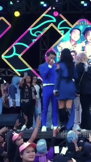 Kali ini ngelempar baju dulu, next time.. adalah pokoknya #roprilpageofficial #ropril #fyp #aprilda7 #robida7 @DA7_APING @da7_robi @ROPRIL PAGE PUSAT