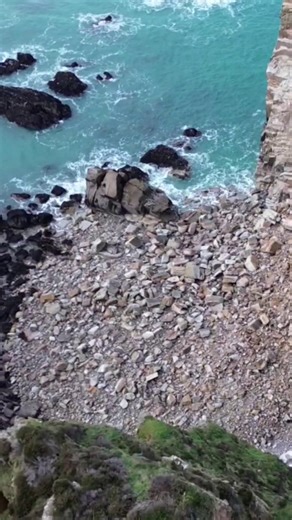 A significant landslide has claimed a large section of the old miners path, leaving the coastal route unstable and dangerous (Credit : Sims exploring) | Cornwall Live