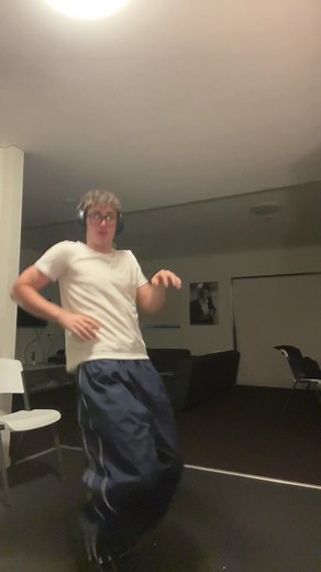 Swag Dance Moves & Outfits: Olly DJ & Tove Styrke Songs