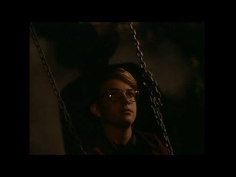 Dimensión Desconocida 1985. El Hombre de Negro (The Shadow Man)