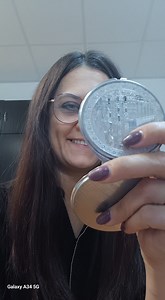 „Najveća snaga ne leži u tome da nikada ne padnemo, već u tome da svaki put ustanemo.“ – iz knjige Nezavisni duh Sačuvaj ovaj video za dane kada ti treba podsetnik da nikad nije kasno za novi početak. 🌿 #SnagaUNama #PodsetnikZaDušu #NikadNijeKasno #Motivacija #Pozitiva #MaliKoraci | Lidija Gajic Stojadinovic