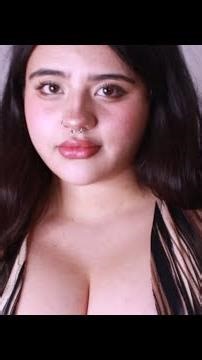 May Ling Biography | Mexican-Korean Curvy Model, Influencer & Self-Love Icon