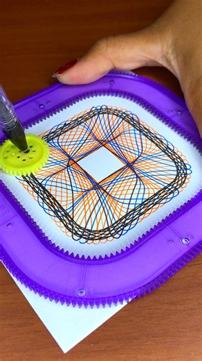 心と脳を優しく癒す極上の幾何学アート 🌀 The Most Oddly Satisfying Infinite Spirograph Loop ✨ #shorts #art #asmr