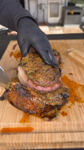 Thick tomahawk steak | Miguels cookingwithfire