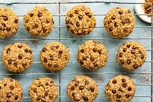 Banana Breakfast Cookies: Deliciously Healthy Grab-and-Go Goodness!
