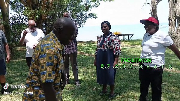 TEAM bonding Activity#fyp #teambuilding #facilitator #facilitatornairobi #foryoupage #teambuildinggames #viral_video