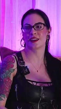 Nerdin Out' - Anne de Ville - Heavy Metal