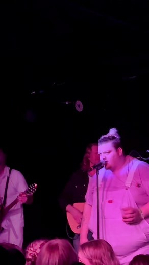 Crowd Chants 'Free Bird' at End of Show