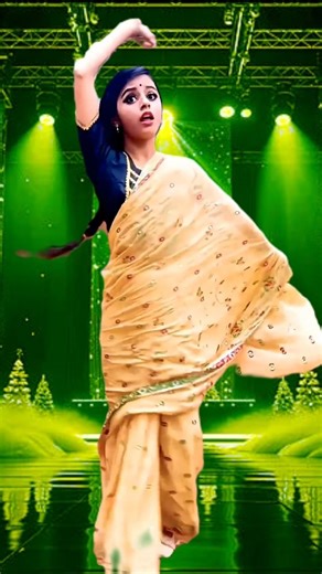 ​Amazing Expressions! Cute Girl Dance on Classic Bollywood Song#shorts