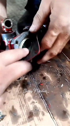 air relay valve, stock up close ang checkvalve hinay ang brake tapos mukalit ra ug ongot ang brake #highlighteveryone #followersreels #mechaniclife | Gerry Saturinas Napiñas