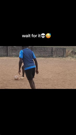 How to Raise the Ball Over Someone in Football