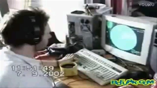 超经典的生气砸电脑集锦