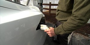 Here’s why electric cars don’t go as far in the cold