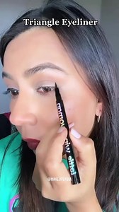 Finally tried this TRIANGLE EYELINER technique…What do you guys think? —————————————————— #viralreels #tiktokmakeup #austininfluencer #eyeliner #eyelinertutorial #eyelinerhack #hoodedeyes #hoodedeyesmakeup #makeuponpoint #makeuphacksandtricks #explorepage #makeuptipsforbeginners #makeuptechniques #makeuphack #makeupartist #makeuptip #makeuptiktok | Makeup by BIA
