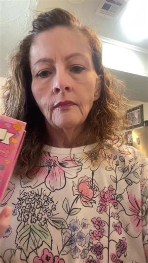 Fancy Nancy, set of 12 phonics books, great for little girls learning to read. Gives you word to work on. SAHM, and Homeshoolomf Friendly. Awesome Gift Idea#bookset #phonics #teachers#SAHM#homeschoolingmom