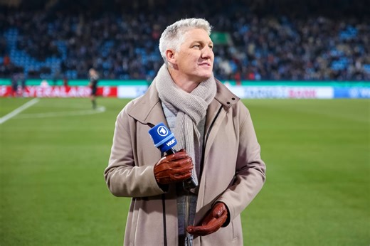 Sky, DAZN, RTL und Co.: So schaust du Fußball in der Saison 2025/26