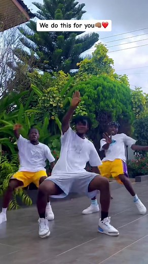 On colos on colos, stubborn season w/ @_.slime💚🌴 @Pop_khorn3 #fyyyyyyyyyyyyyyyy #fyp #dance #eddiehoooeddieh #viral #explore #dwpacademy