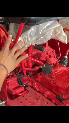 10K views · 7.7K reactions | Mahindra 585 DI XP PLUS #mahindra585 #farming #agriculture #tractor #equipment #farmer #agriequipments #mahindratractors #johndeeretractors #kubota #masseyferguson #eichertractors #powertractractors #farmtractractor #tractorlife #farminglife | Farming Yatra | Facebook