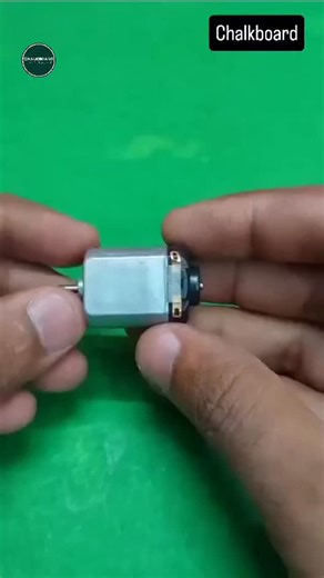 Chalkboard Cb on Instagram: "Smoke machine made at home #experiment #amazing #project #diy #scienceprojects"