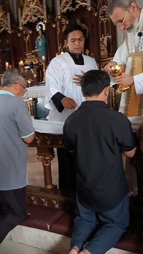 4.1K views · 235 reactions | Holy Communion Traditional Latin Mass | Catholic Tradition & Evangelization | Facebook