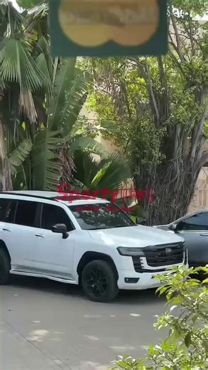 82K views · 2.6K reactions |  Ex-Ghana captain Andre Ayew arrives at the Black Queens’ hotel to speak to the players following their decision to boycott training over unpaid bonuses.   The Black Queens are scheduled to face Egypt in a 2026 WAFCON qualifying 2nd leg clash tomorrow. #SportyFM | Sporty FM | Facebook