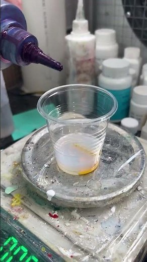 How to spray paint a plate