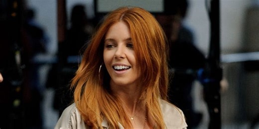 Stacey Dooley shows off incredible curly hair transformation
