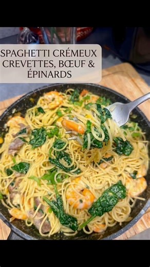 Pâtes Crémeuses aux Épinards, Crevettes & Viande – Ultra Rapide et Savoureux ! #épinards #pates