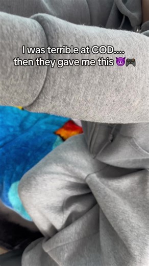 My girlfriend gave me this because I was actually very bad… 🤯😈🎮 #callofdutymobile #codmobile #tiktokgaming #pubg #codm If you’re fan of Mobile FOS Games, you need to need see this…