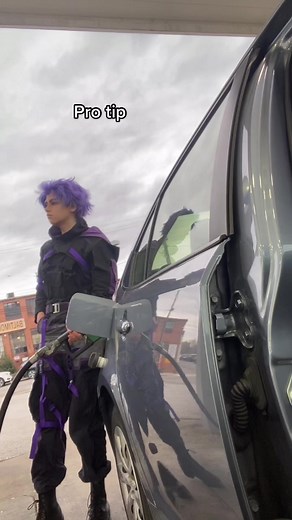 Rooftop Trio Stares Down Hitoshi Shinsou at Gas Station