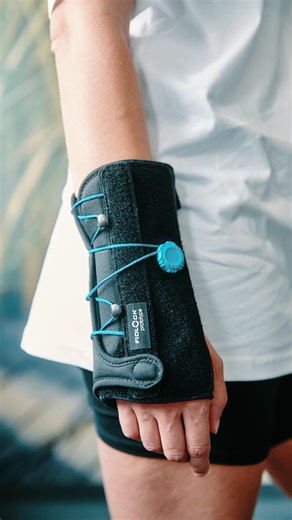 FIDLOCK components on Instagram: "Our magnetic-mechanical fastening system with ratchet functionality makes tightening, adjusting, releasing, and opening easier than ever. Its versatility isn’t just perfect for shoes, backpacks, canvases, or sleeping bags. It’s also ideal for medical applications, helping prosthetics, orthotics, and assistive devices become smarter, more flexible, and user-friendly. 🤝"