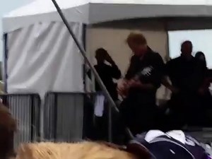 John Farnham Welcomes bride on stage (2017) - A Touch of Paradise | John Farnham - One Voice Live Videos