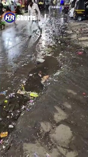 भोलेनाथ नगर के रोड की हालत है खस्ता युवक ने क्या कहा सुनिये| Hindustani Reporter |