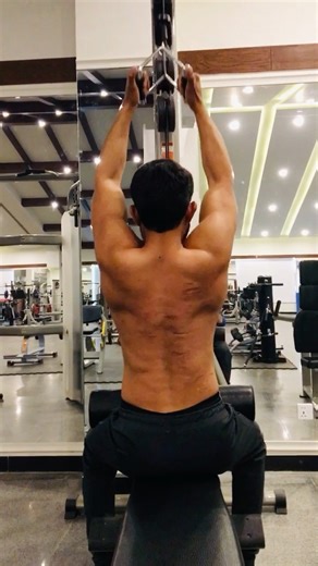 Back 😱 Thickness Exercise 🔥#gymmotivation