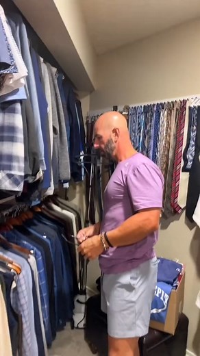 What should your morning routine for an interview day look like? #drinks #cocktails #bar #food #drink #cocktail #party #bartender #beer #mixology #love #wine #foodie #happyhour #friends #gin #cheers #alcohol #fun #vodka #restaurant #drinkup | Dad & Drinks