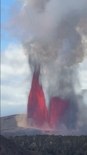 Kilauea Volcano Erupts With Fiery Lava Flow