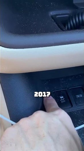 2017 Toyota Highlander Features Explained! #shorts