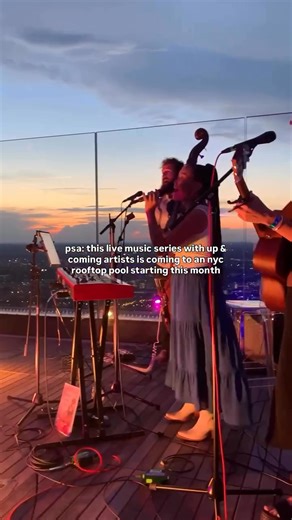 🎶 Rooftop concerts, golden hour vibes, surprise artists, and a pool? Don’t miss Sofar Sounds Sunset Concerts in NYC 🌇🎤 🎟️ Tix from $22 | 🍹 21 | New York Bucket List