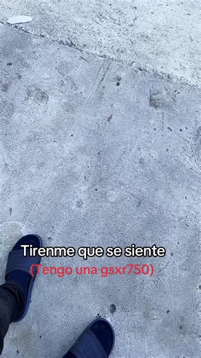 Exploring the 2004 Suzuki GSX-R750 Motorcycle