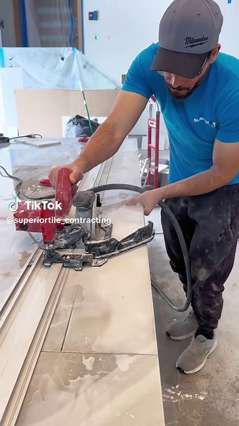 Expert Porcelain Slab Installation for Custom Homes