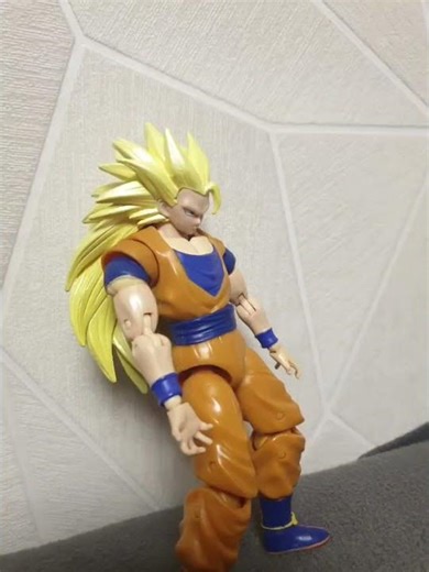 c-17 vs trunks and goku